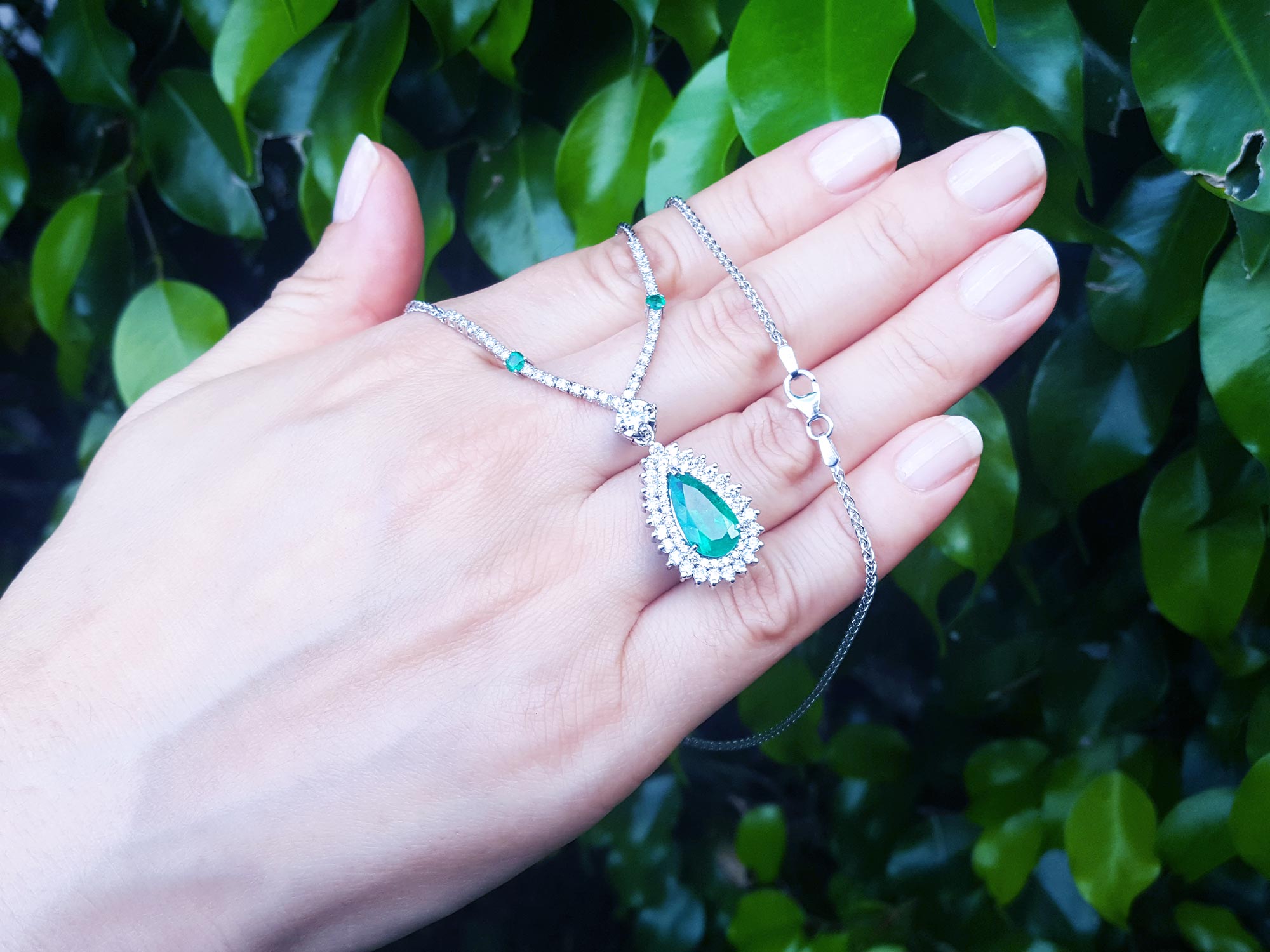 Emerald and diamond necklace