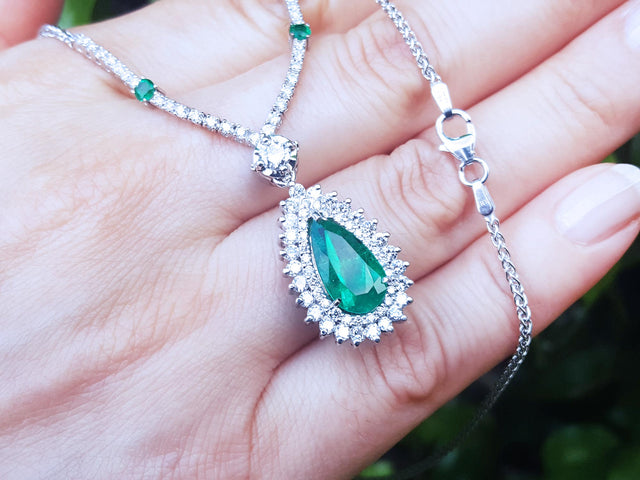 Muzo Emerald necklace