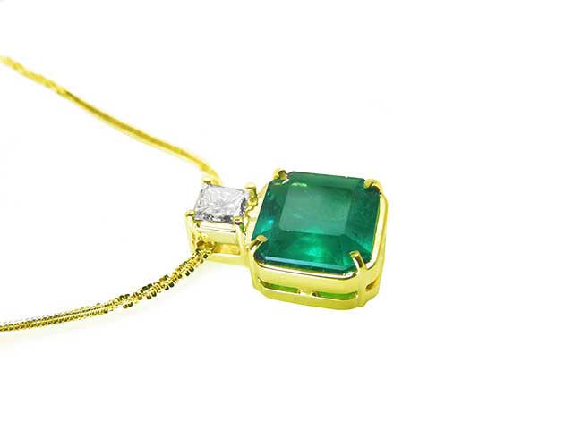Asscher cut emerald necklace