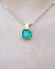 Emerald stone Asscher cut necklace