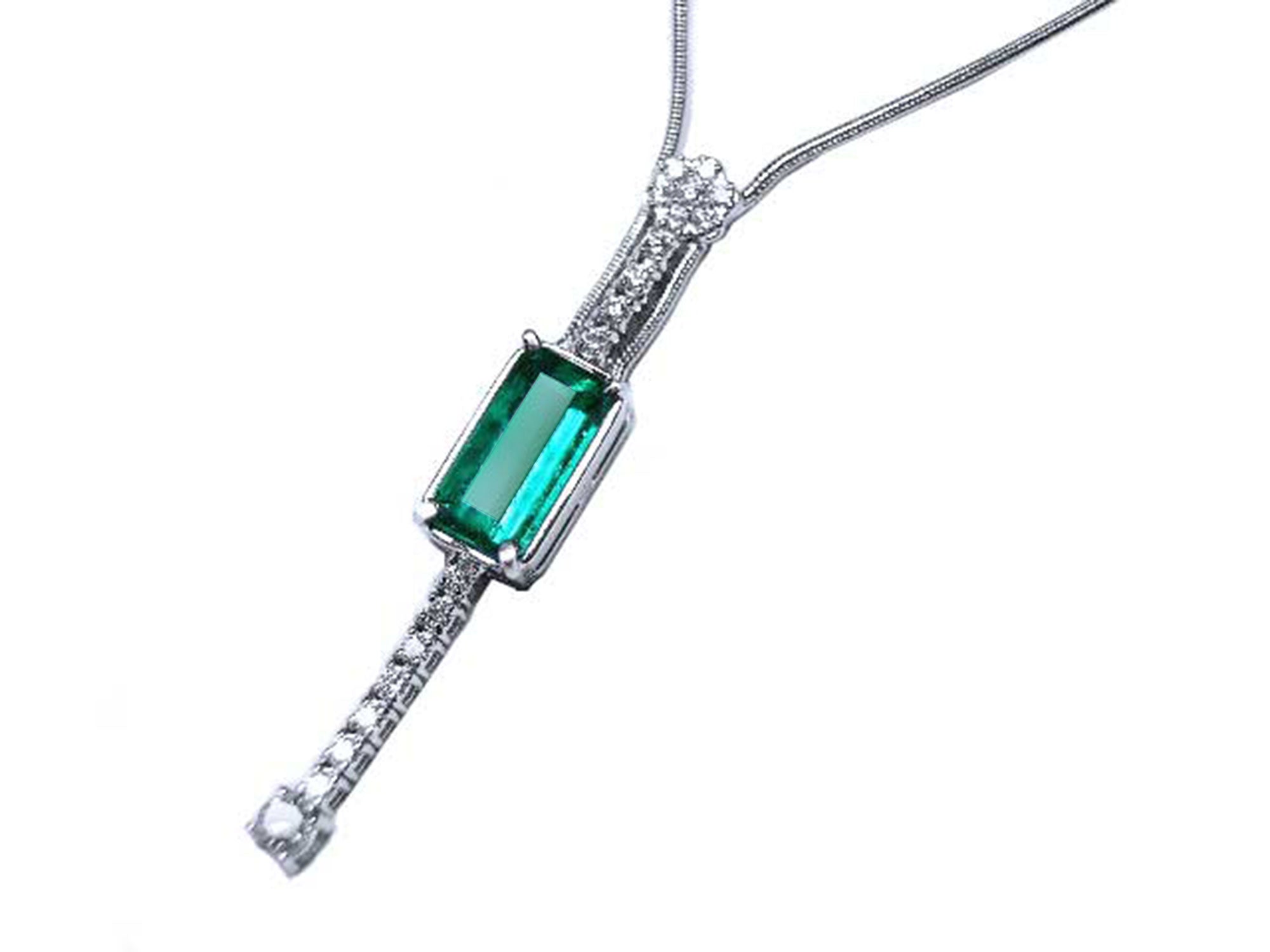 White gold emerald necklace