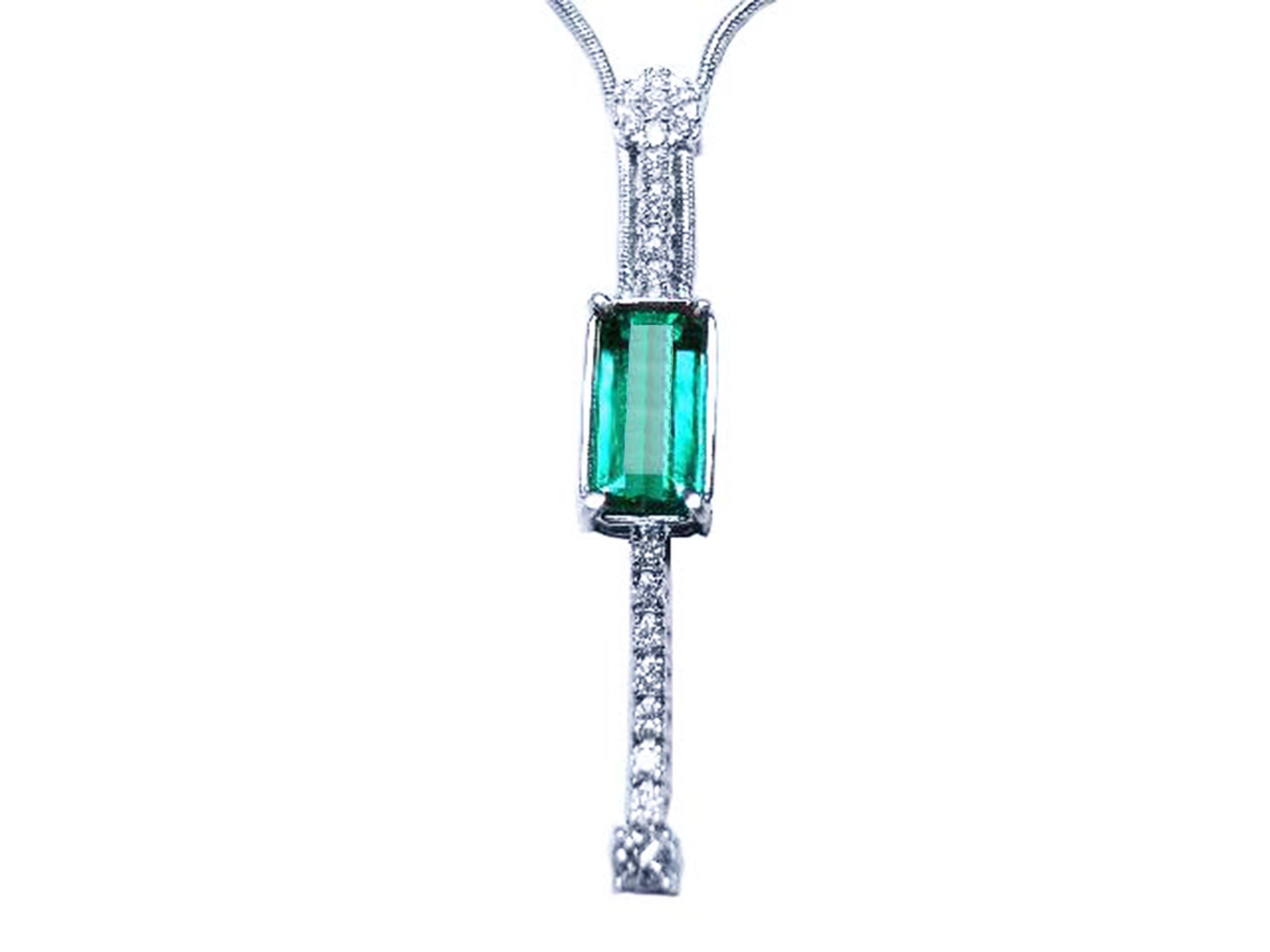 Emerald jewelry for women