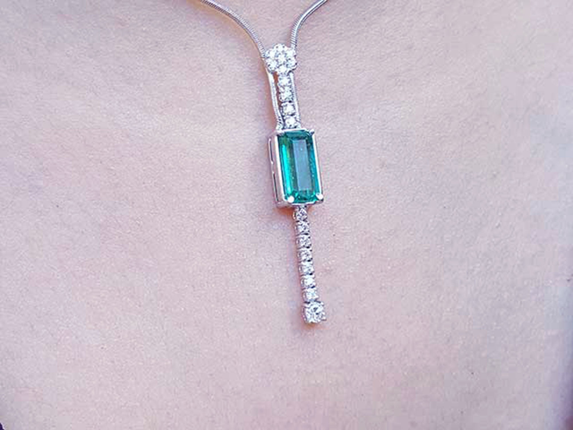 Emerald and diamond necklace