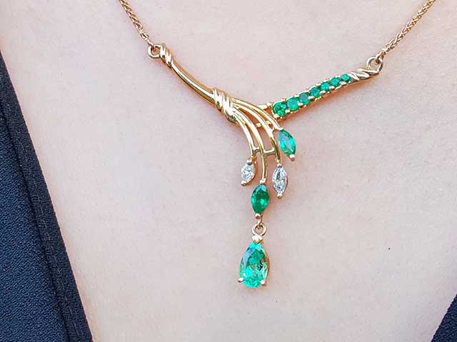 Genuine emerald and marquise necklace