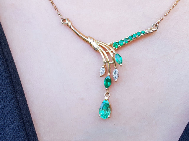 Genuine emerald and marquise necklace