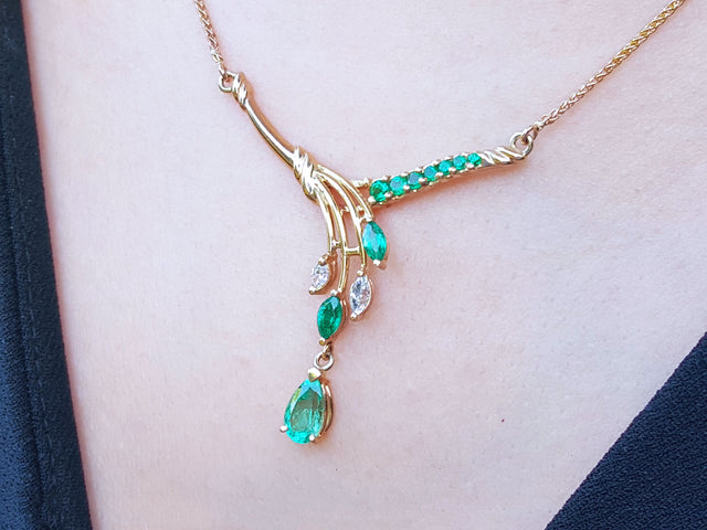 14k yellow gold emerald necklace