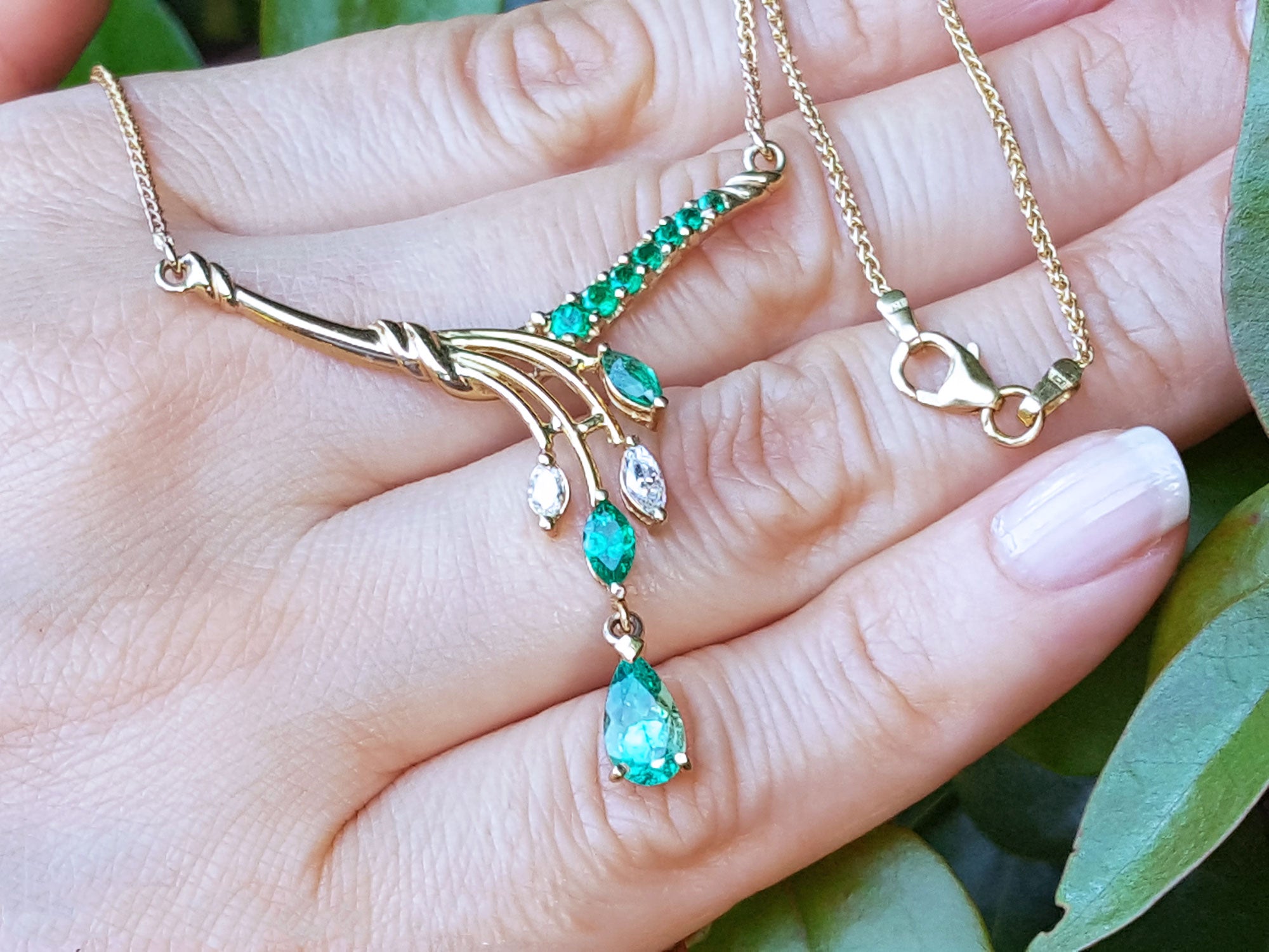 Emerald necklaces for women