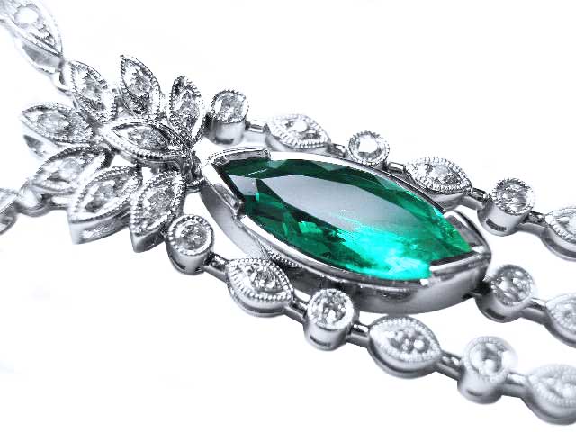 Mother’s day emerald marquise necklace