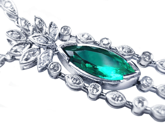 Mother’s day emerald marquise necklace