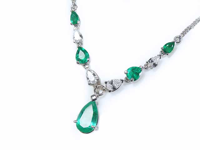 Pear shaped Colombian emerald necklace