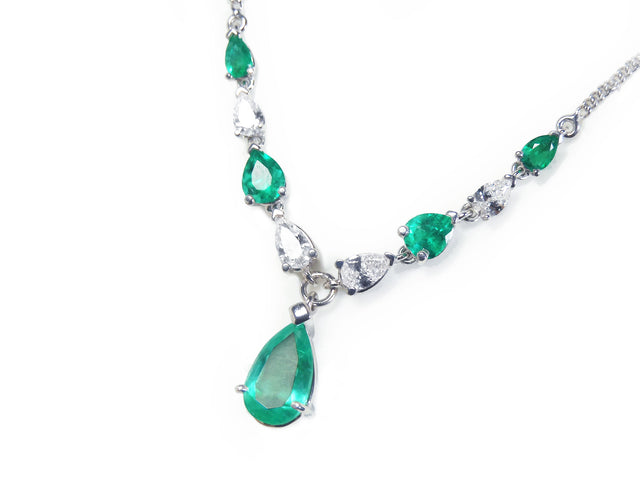 Pear shaped Colombian emerald necklace