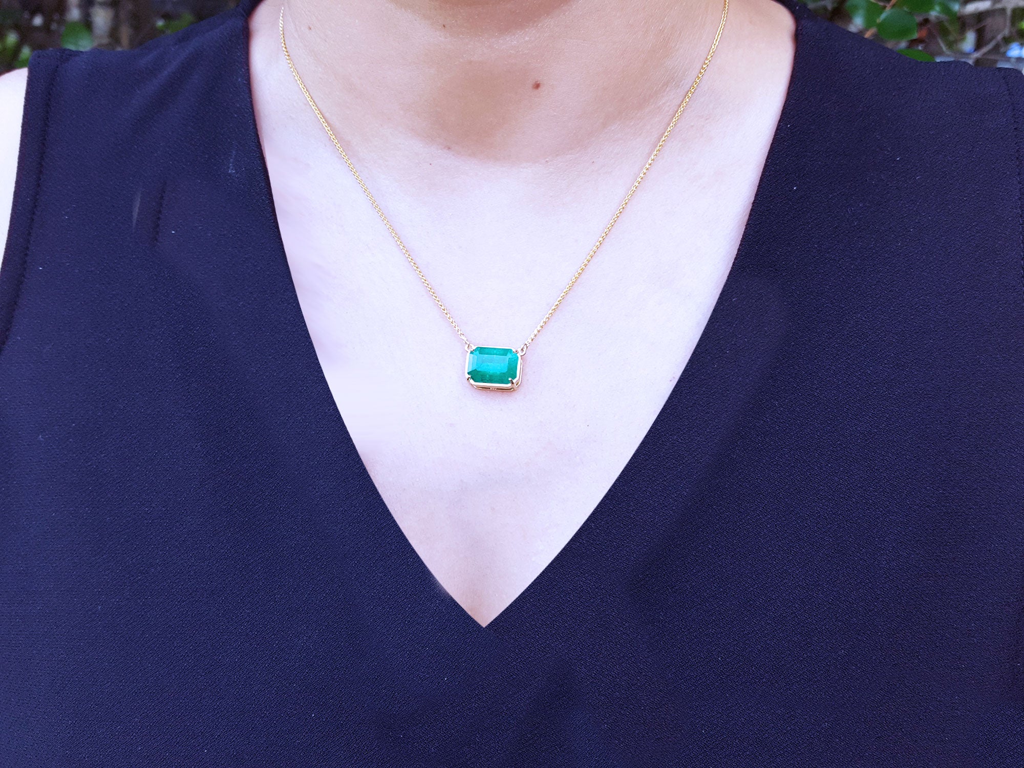 Authentic Colombian Emerald necklaces for sale