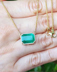 Green fire Colombian emerald solitaire necklace