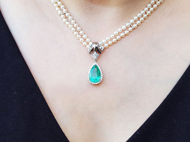 6.01 ct. Enhancer Emerald Necklace Pear Shaped