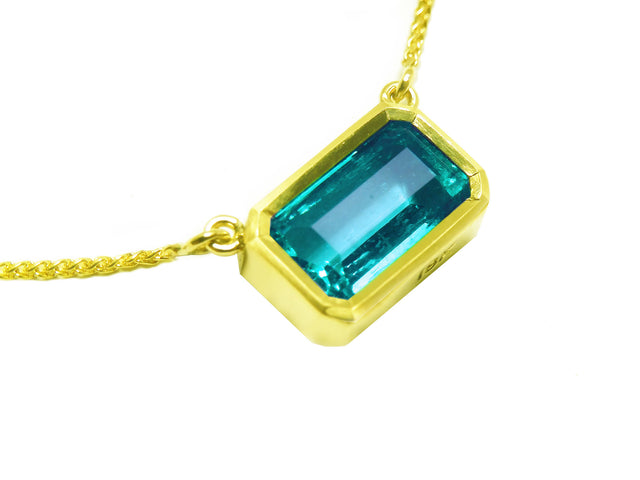 From Muzo Colombian emerald bezel set necklace