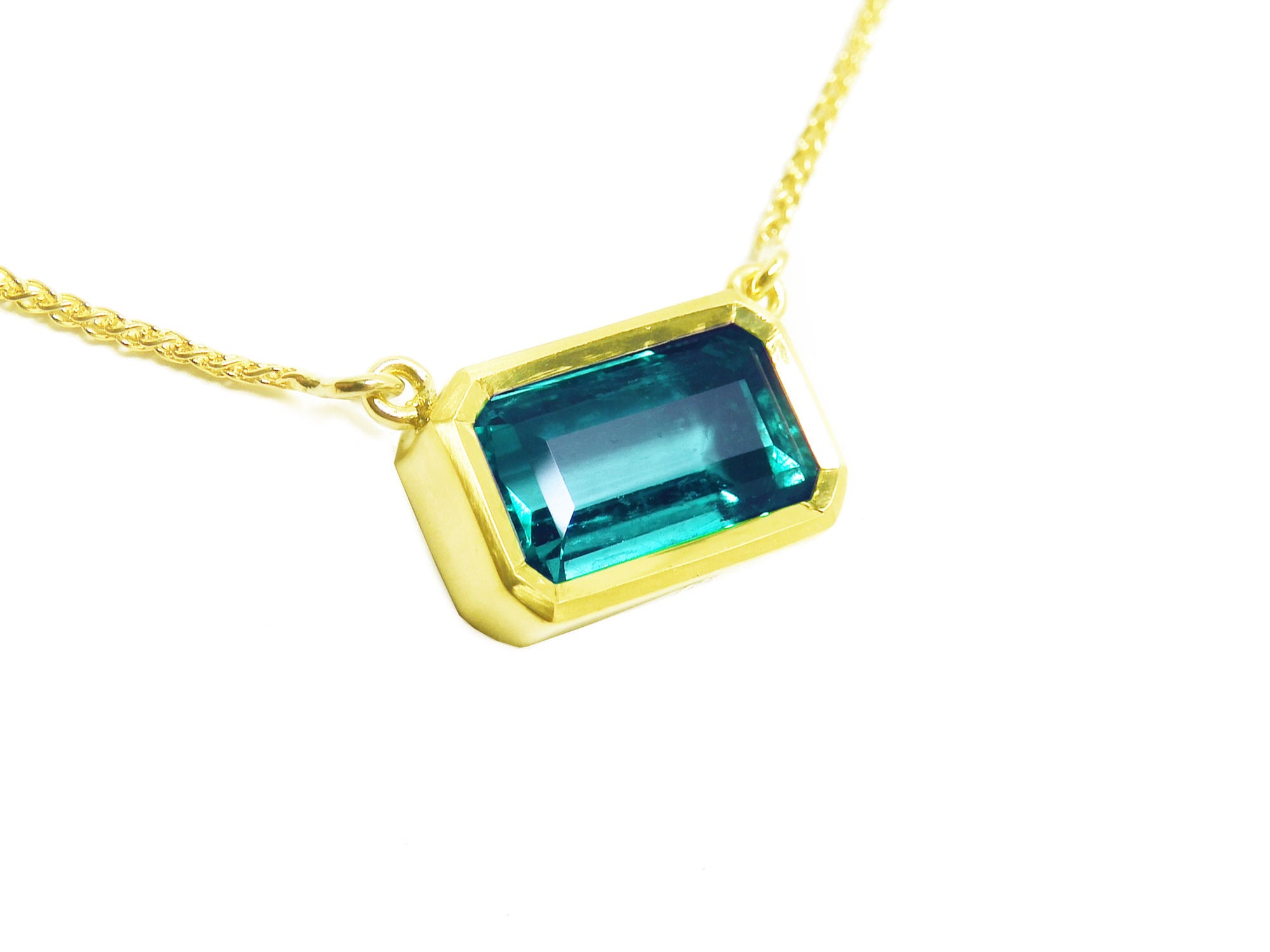 Emerald jewelry for sale