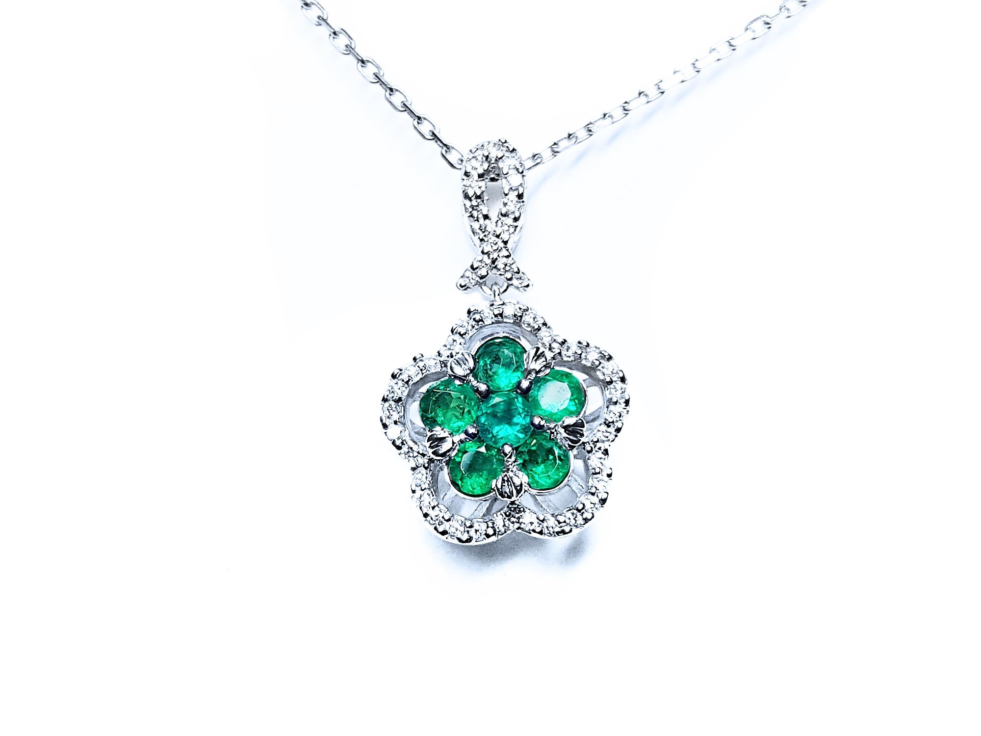 Emerald jewelry for sale