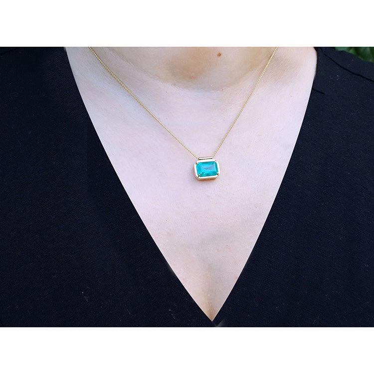 May&#39;s birthstone jewelry solitaire emerald necklace east west orientation emerald-cut rectangular natural