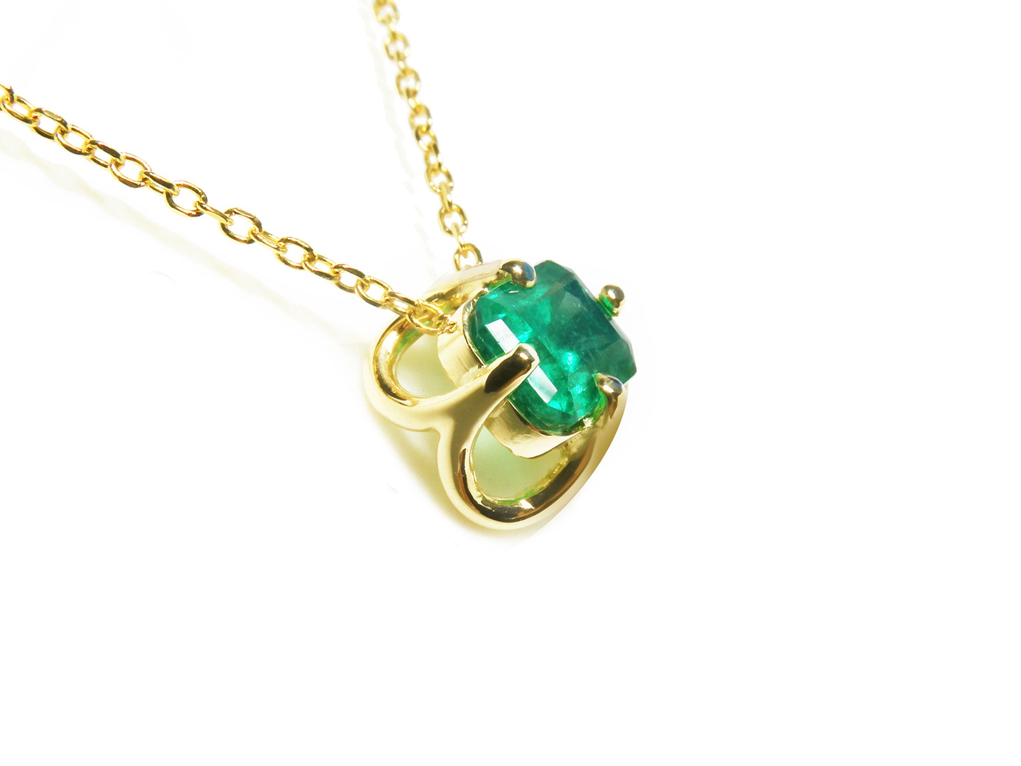 Emerald necklaces for sale