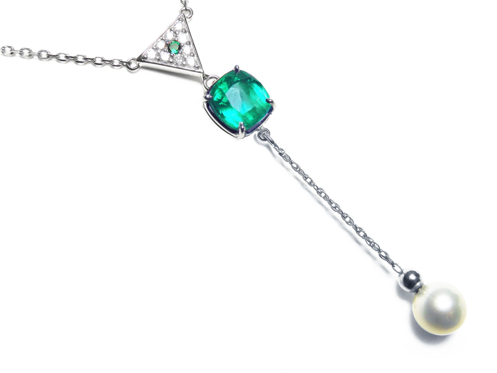 Emerald and pear necklace