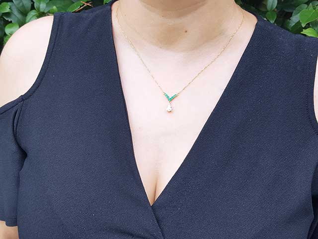 Emerald and diamond necklace