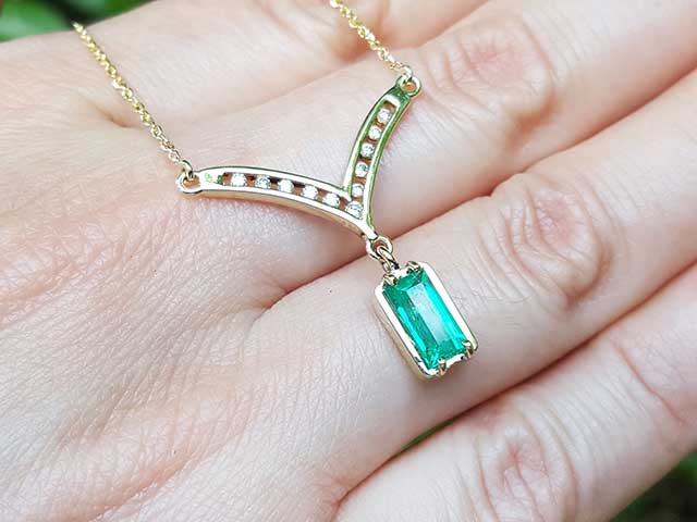 Natural Muzo emerald jewelry for sale