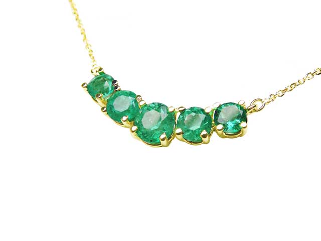 Green fire emerald necklace