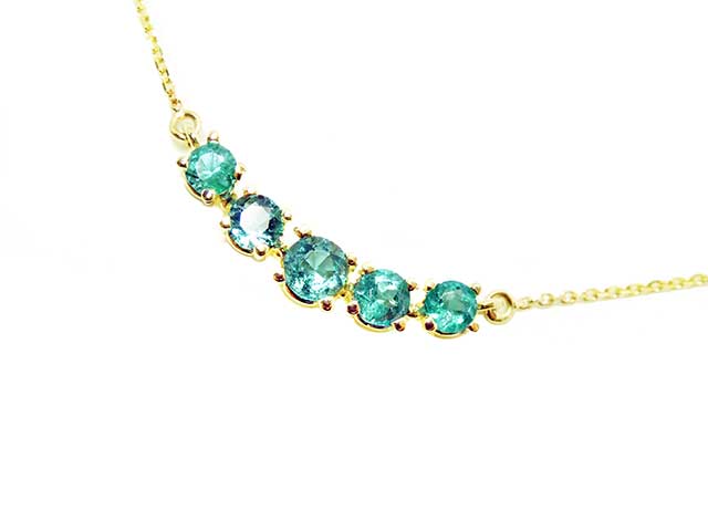 Round cut genuine emerald necklace
