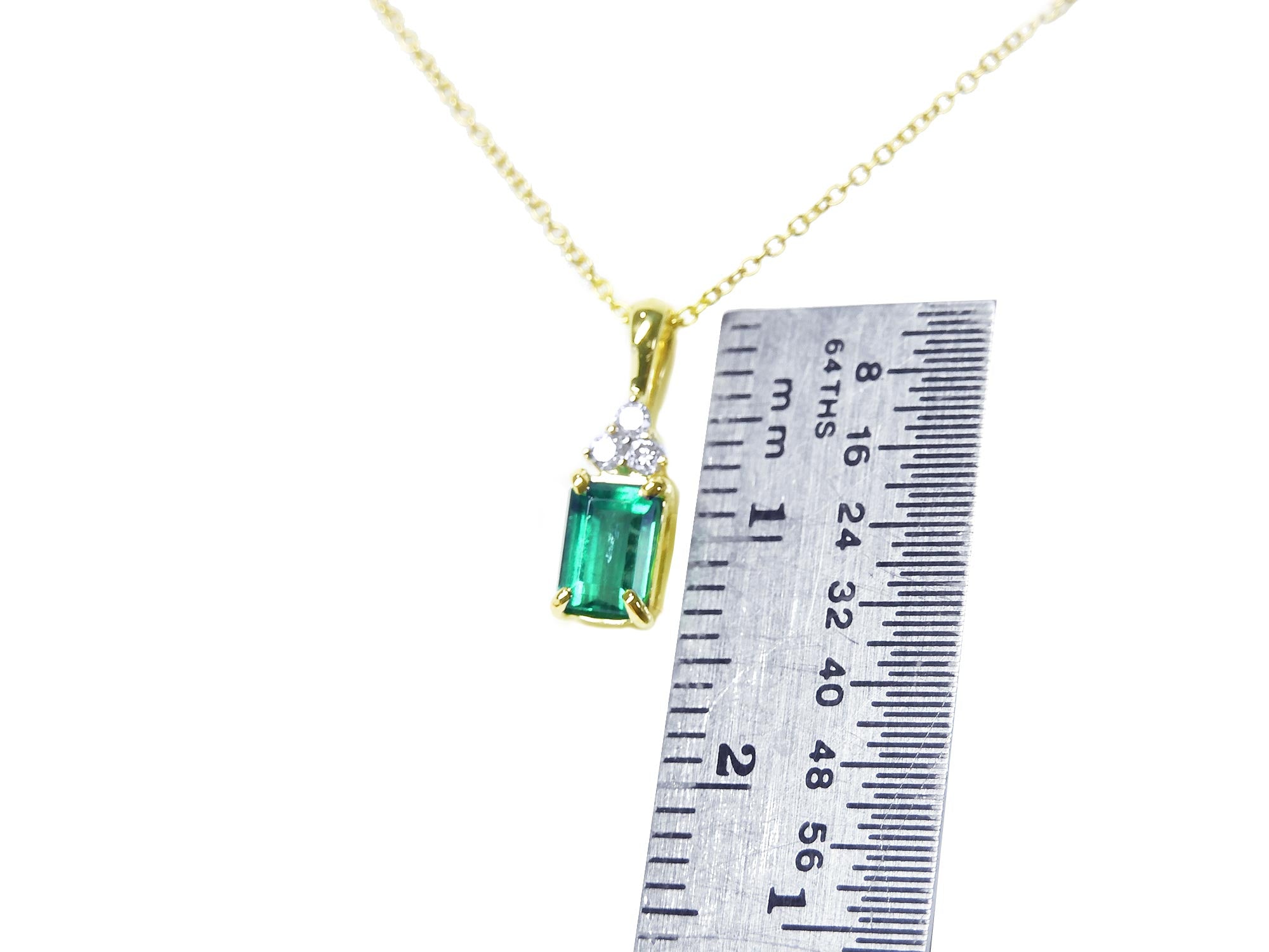 Emerald and diamond necklace