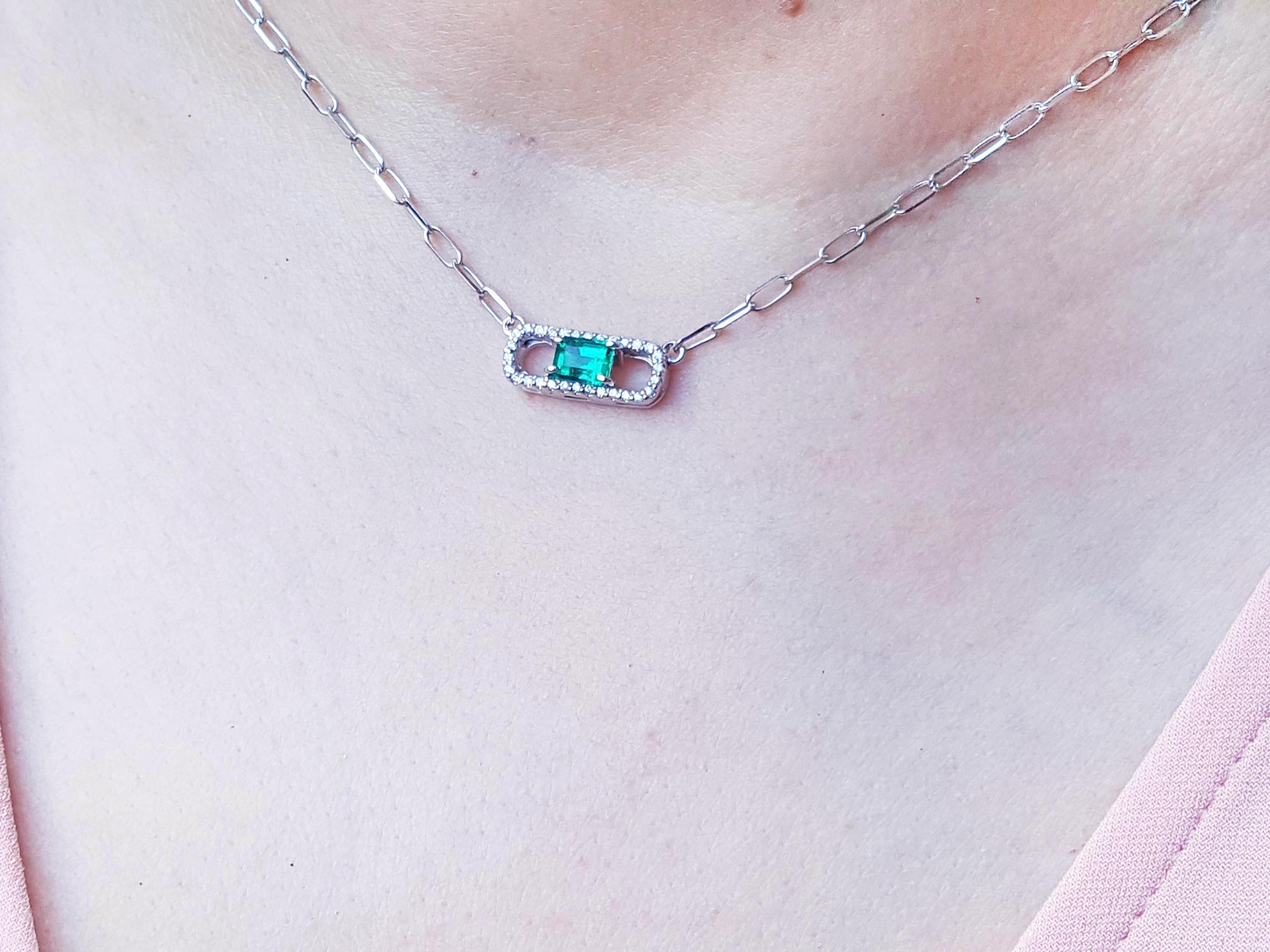 jewelry emerald necklace