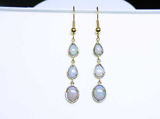 aAustralian opal earrings hand made in gold