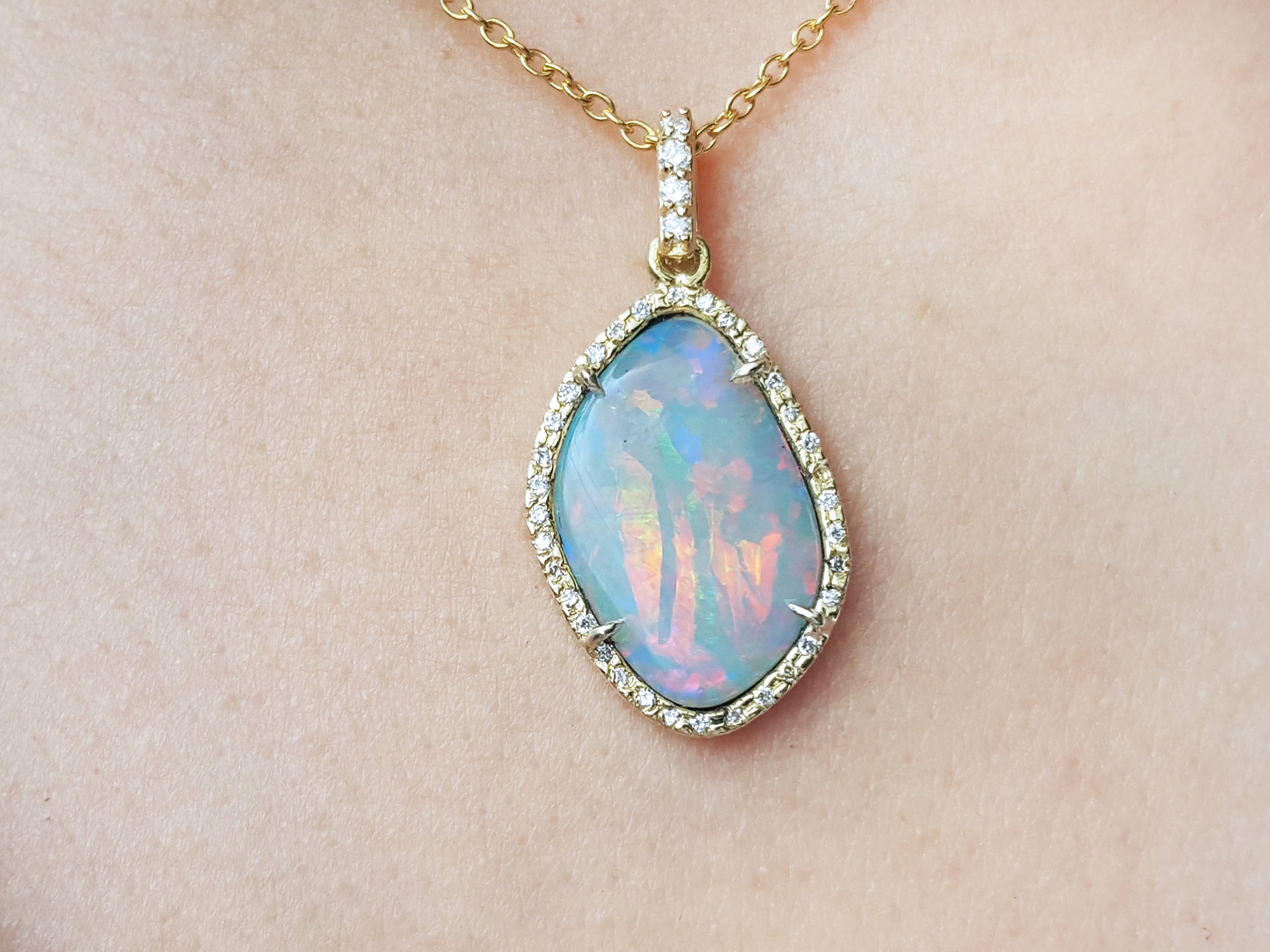 Opal and diamond necklacce