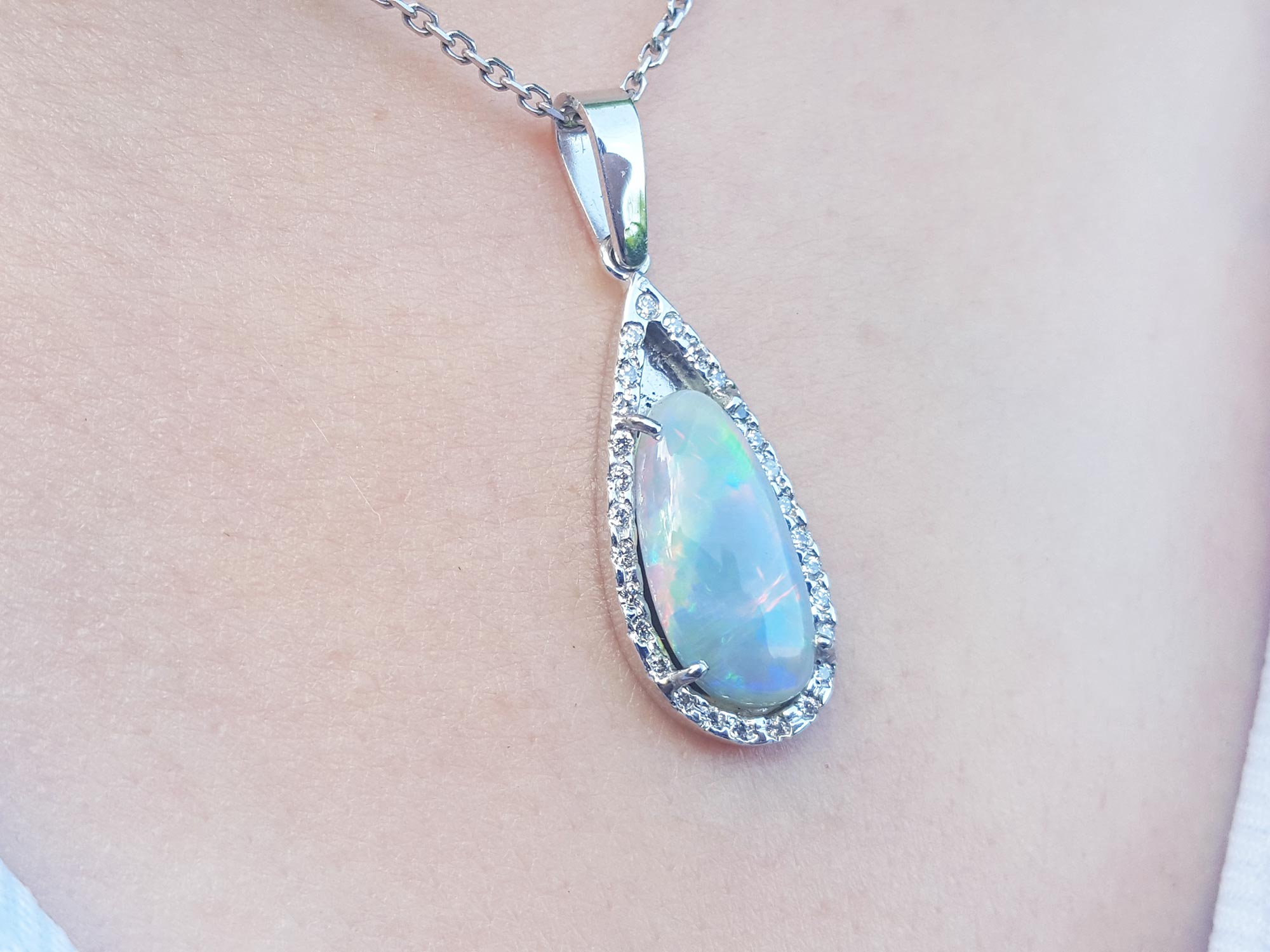 Pear shaped opal necklace