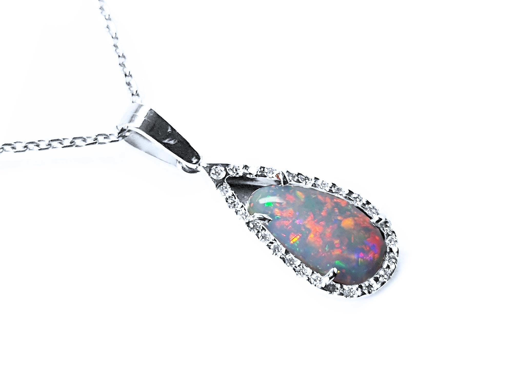 Opal pendant