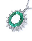 White gold emerald pendant