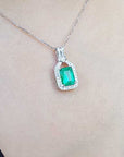 Women's emerald pendant