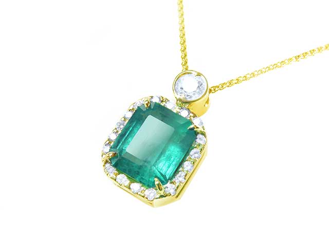 Colombian emerald and diamond pendant