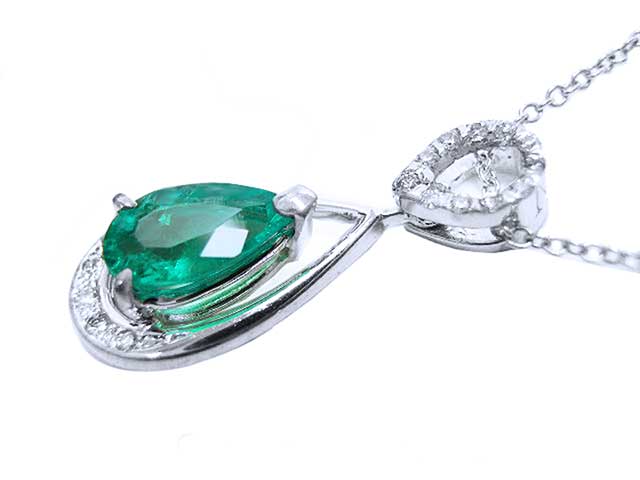 Emerald pendant for sale