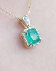 Vibrant emerald dangle pendant