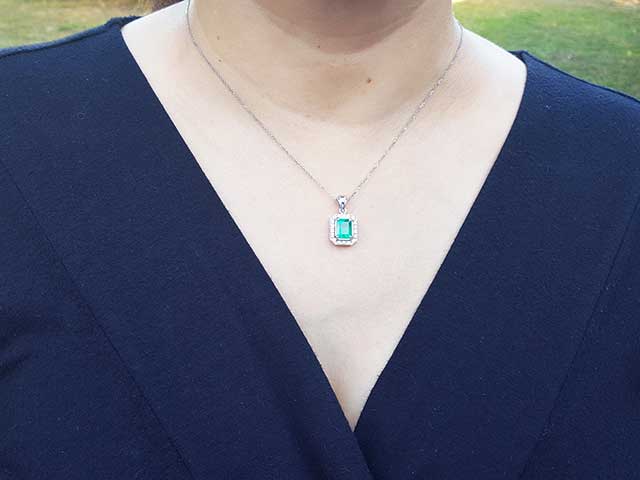 Hand made solid white gold emerald pendant