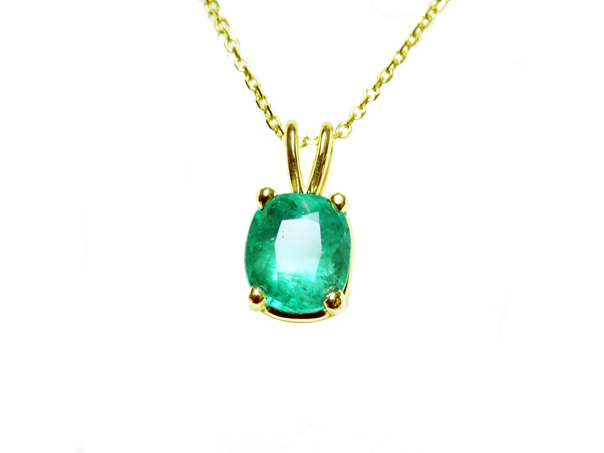 Genuine Colombian emerald solitaire pendant