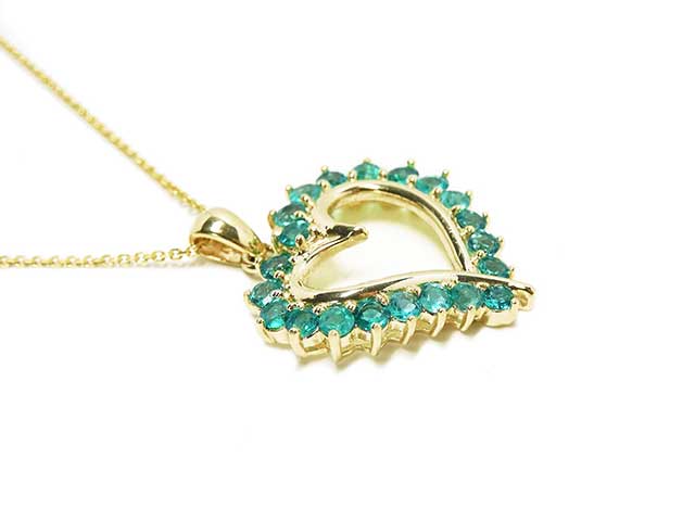 Emerald heart pendant necklace