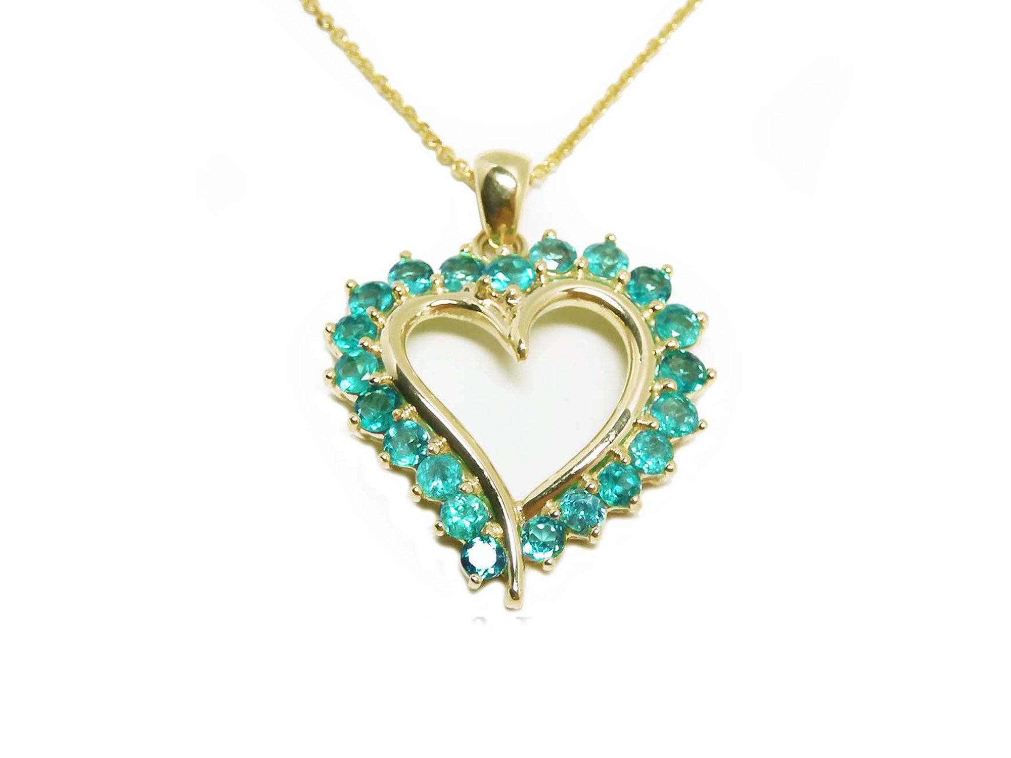 Emerald heart pendant