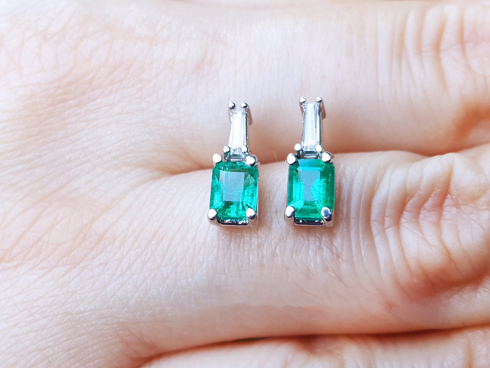 Emerald jewelry 