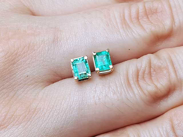 Emerald solitaire earrings