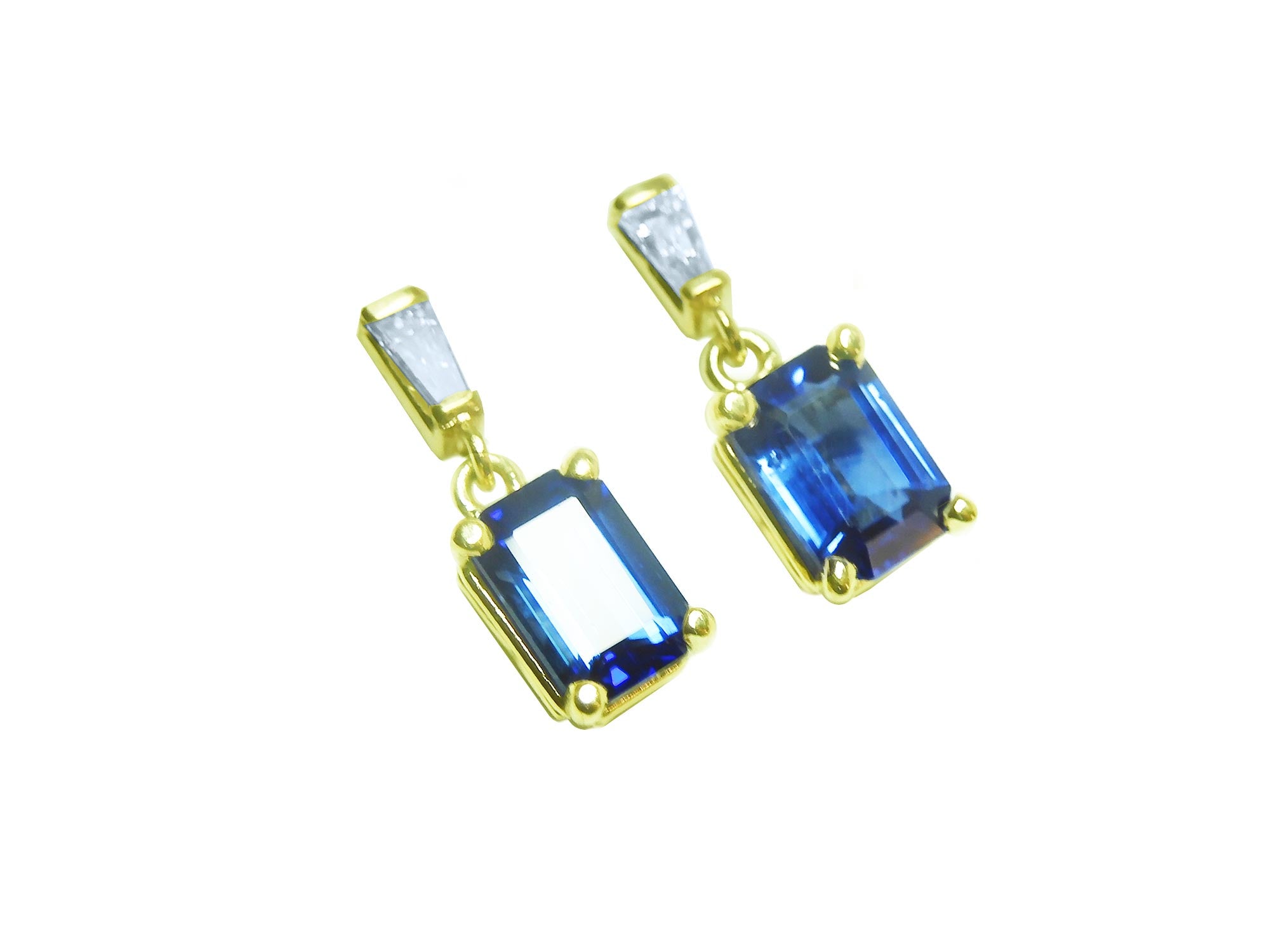 Dangle blue sapphire earrings