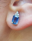 Solid gold sapphire earrings