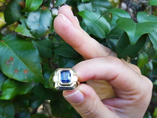 Natural sapphire solitaire ring for man