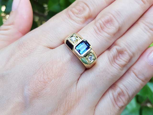 Men&#39;s genuine sapphire ring