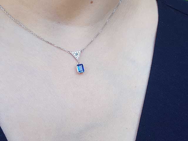 Real blue sapphire necklace for sale